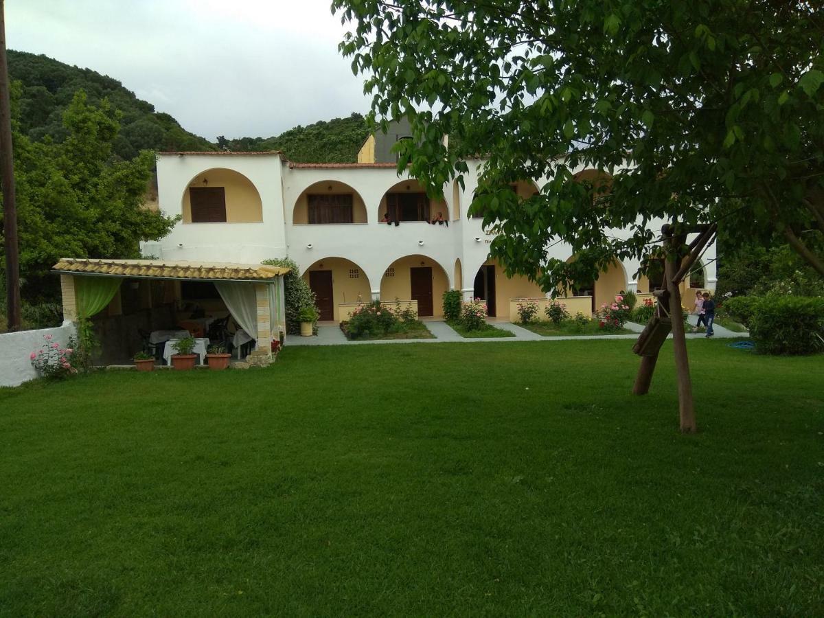 Hotel Santa Maria Vitaládes Esterno foto